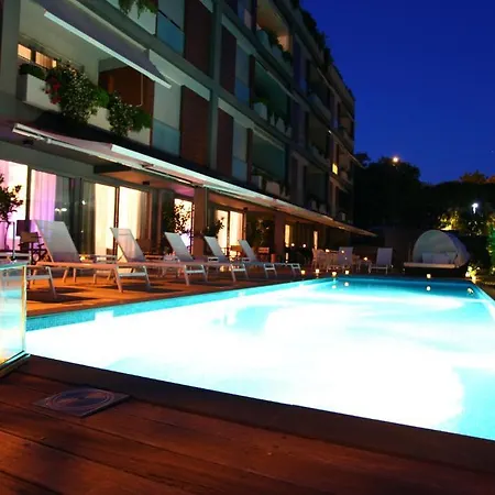 Aparthotel Filomena & 4*