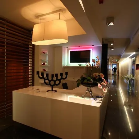 Aparthotel Filomena &